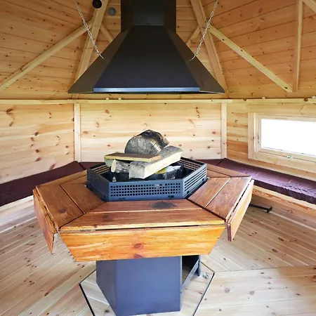 Semesterbostad 10 Person In