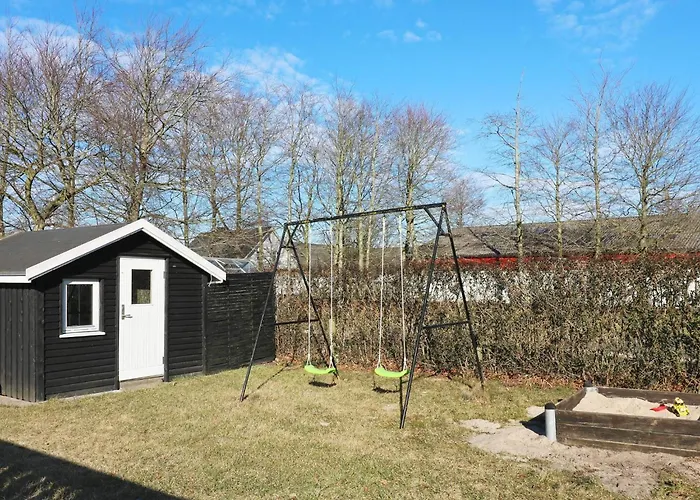 10 Person In * Hadsund