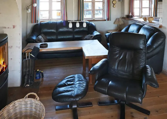 10 Person In Ferienhaus Hadsund